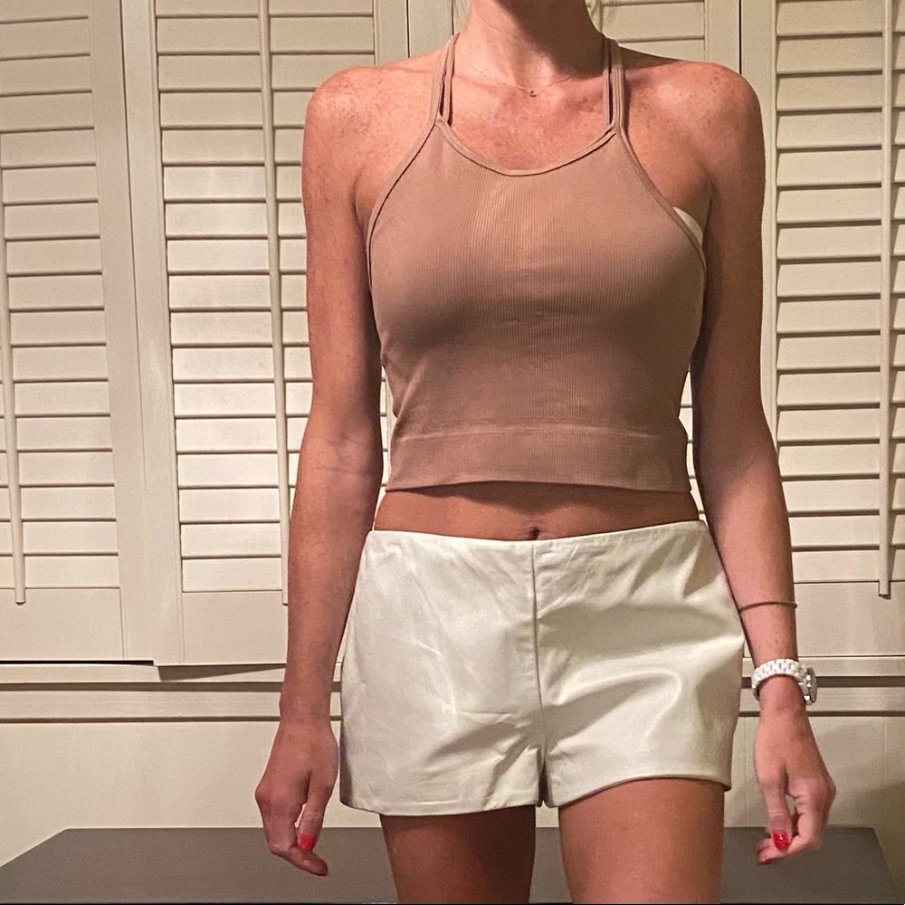 Parker new beige 100% leather shorts